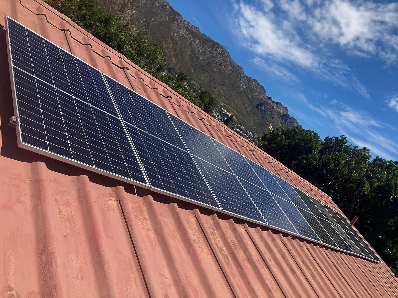 Home Solar rooftop solar panel installation